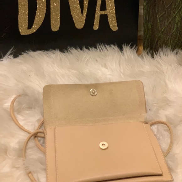 Simple but cute 💁🏽‍♀️ - Picture 3 of 5